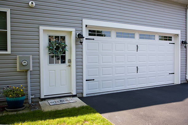 24/7 Emergency Garage Door Roller Replacement experts in Gainesville, VA